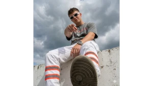 12 Trending Google Gemini AI Photo Editing Prompts for Viral 8K Realistic Profile Photos 12 Trending Google Gemini AI Photo Editing Prompts for Viral 8K Realistic Profile Photos image